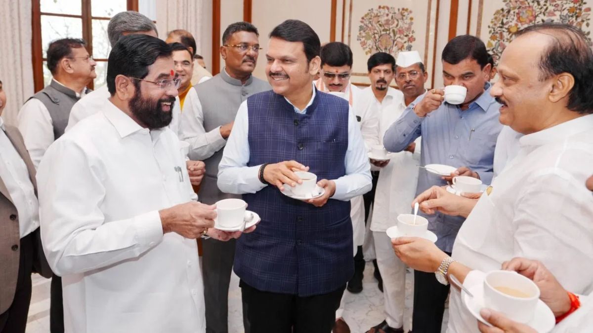‘हमारे बीच सब ठंडा ठंडा-कूल कूल…’, चाय पार्टी में CM फडणवीस बोले- हमारे बीच कोई ‘शीत युद्ध’ नहीं, शिंदे ने कहा- बस हम दोनों ने अपनी कुर्सियां ​​बदल ली हैं