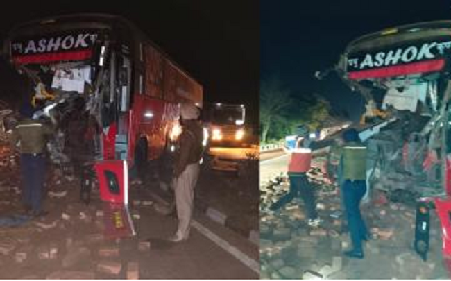 जालंधर में बड़ा सड़क हादसा, टूरिस्ट बस से टकराई ट्रॉली, 2 की मौत