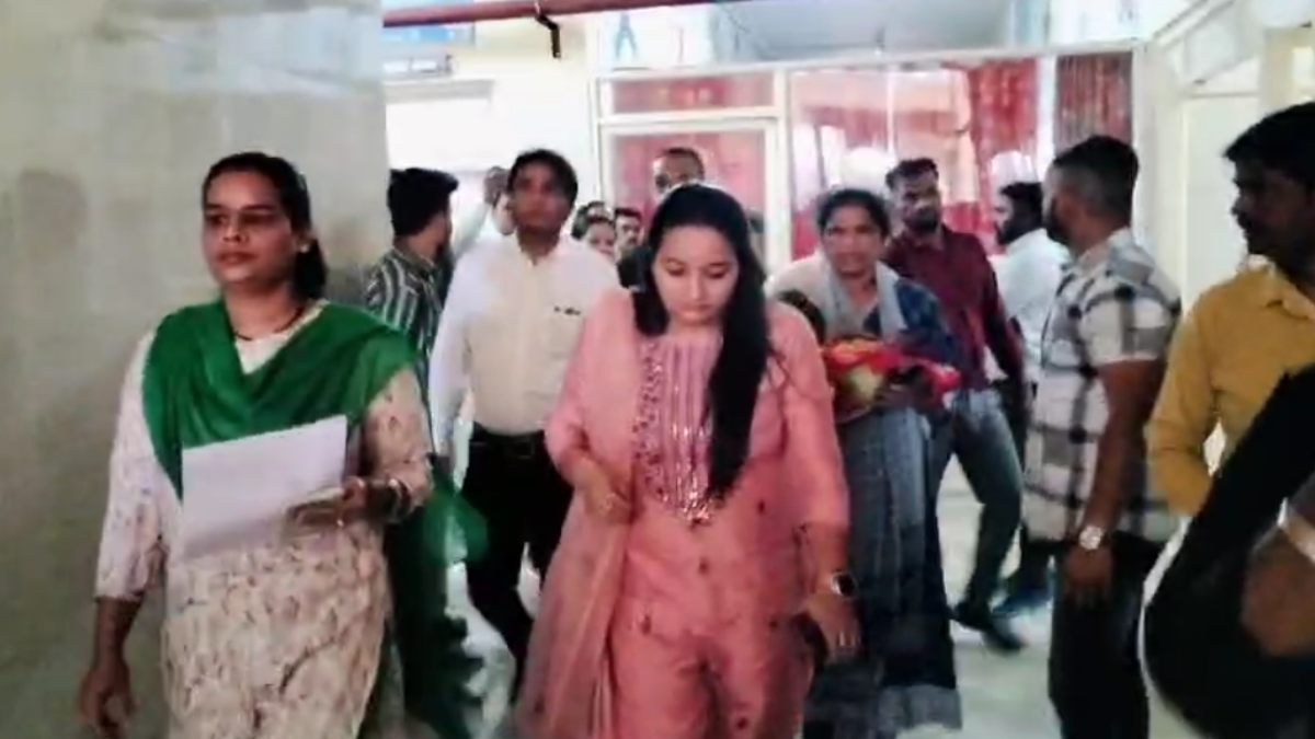 धर्म परिवर्तन का चौंकाने वाला मामला: अस्पताल में ढाई महीने की बच्ची को बीमार मां से चुराया, फिर बदल दिया असली नाम, ऐसे खुला राज 