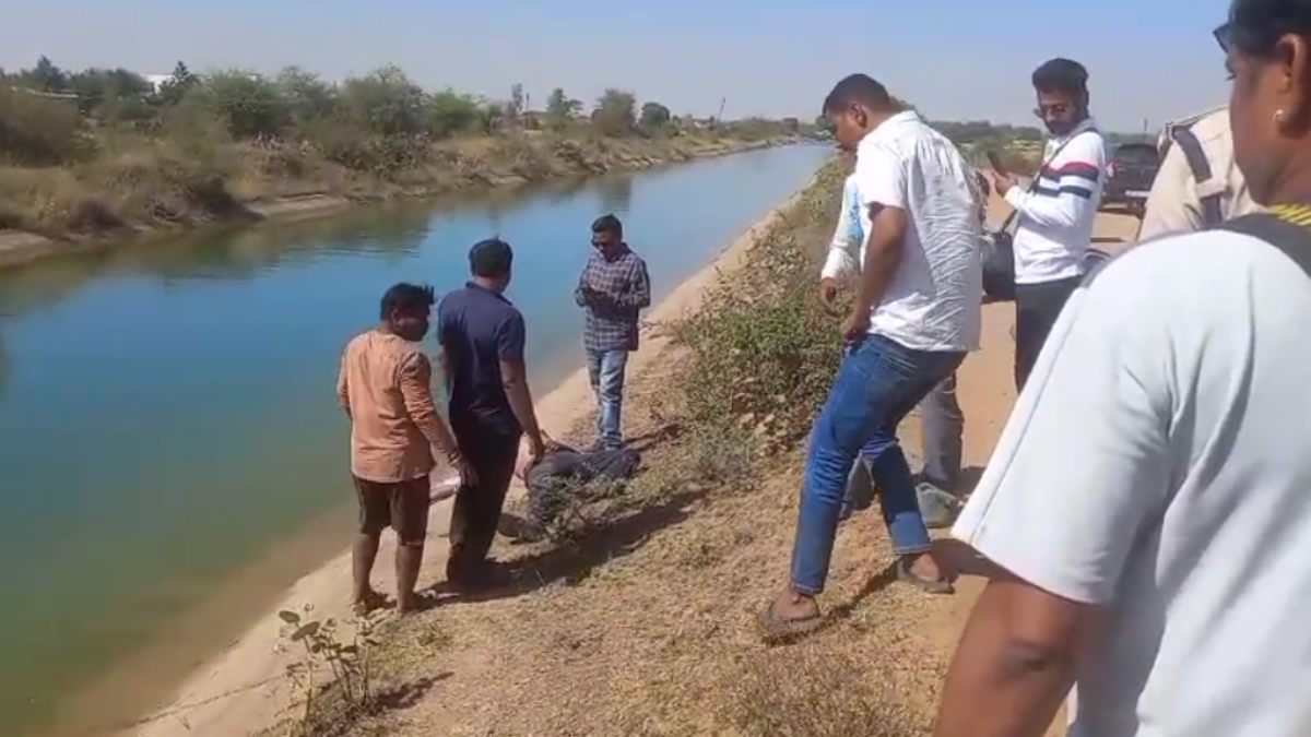 MP में दर्दनाक हादसा: अनियंत्रित होकर नहर में गिरी बाइक, दो युवकों की मौत, दो की हालत गंभीर