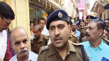 Bihar News: बेगूसराय में अपराधियों का तांडव, सोना-चांदी की दुकान पर चढ़कर जमकर की गोलीबारी