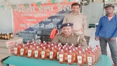 Bihar News: पुलिस के हत्थे चढ़ा अंतरराज्यीय तस्कर, 4 पेटी अंग्रेजी शराब बरामद