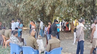 Bihar News: गंगा स्नान करने के दौरान डूबे 3 युवक, 2 का शव बरामद, तीसरे की खोजबीन जारी