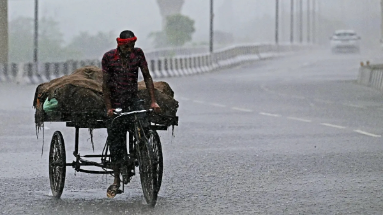 Bihar Weather: बारिश से मौसम हुआ खुशनुमा, जानें आज कैसा रहेगा मौसम