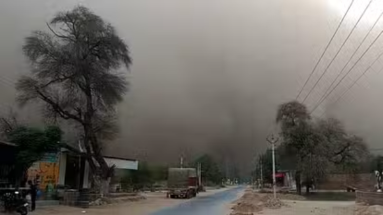 Bihar Weather: आसमान से बरसने वाली है आफत! आंधी तूफान के साथ होगी खूब तेज बारिश