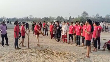 Bihar News: वर्दी का सपना संजोए 40 से अधिक युवतियां कर रही है कड़ी मेहनत, सरकारी नौकरी पाकर समाज की करना चाहती हैं सेवा 