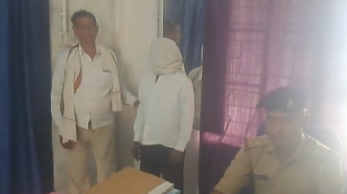 Bihar News: पुलिस के हत्थे चढ़ा हार्डकोर नक्सली मधीर मोची, बिहार के कई थानों में दर्ज है मामला