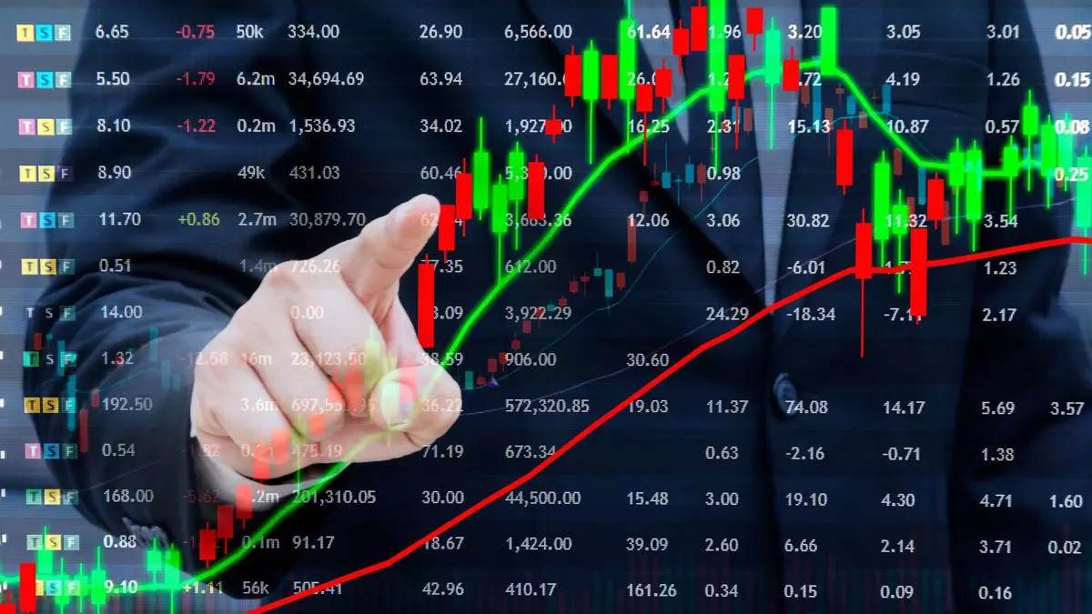 Share Market Update: सेंसेक्स में 800 अंकों से ज्यादा की तेजी, निफ्टी भी उछला, जानिए सबसे ज्यादा किस सेक्टर में बढ़त ? 