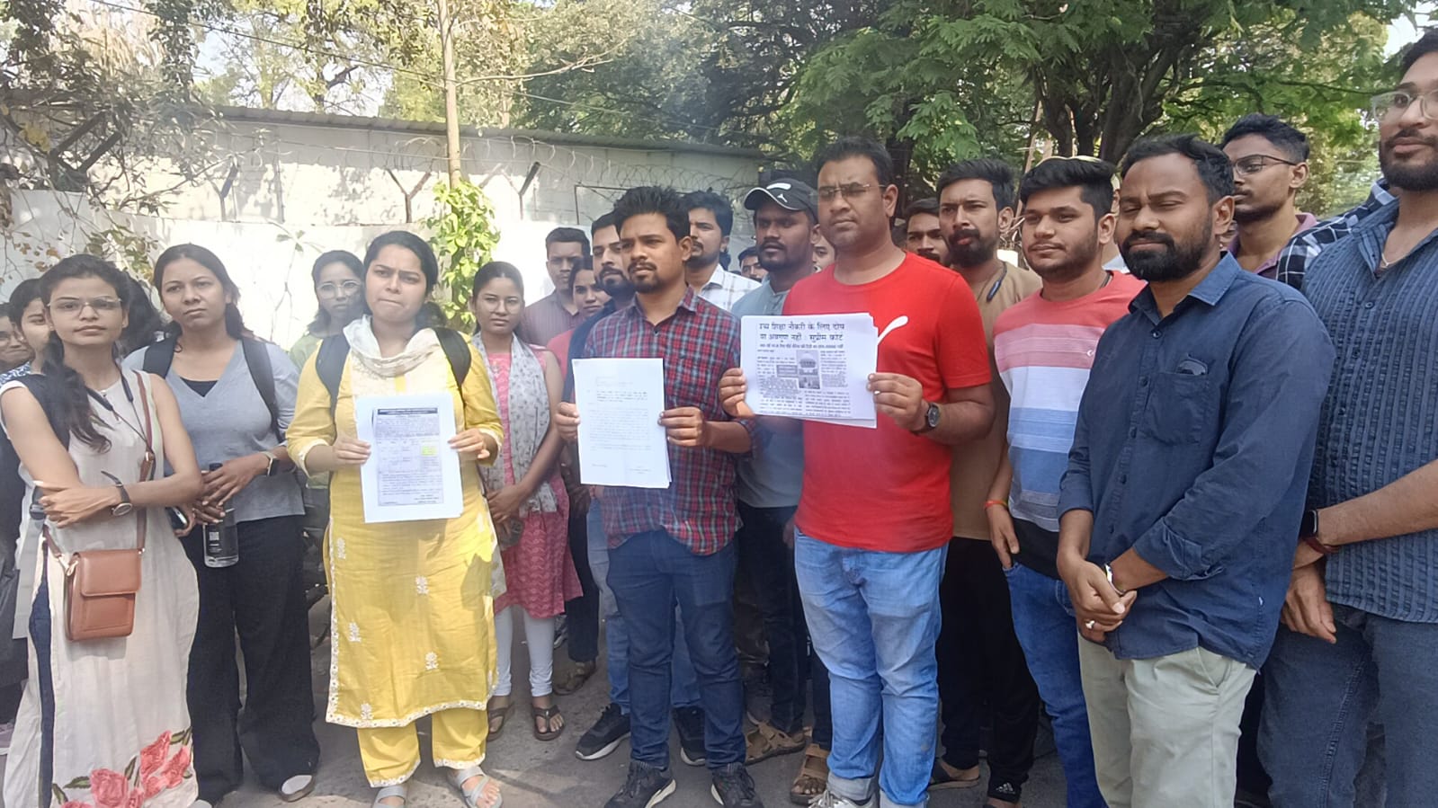 CG News: बेरोजगार इंजीनियर बोले- PHE ने निकाली ये कैसी भर्ती, उन्हें चाहिए सिर्फ डिप्लोमा होल्डर… BE/ BTech का कोई रोल नहीं, 1 लाख इंजीनयर होंगे परीक्षा से वंचित