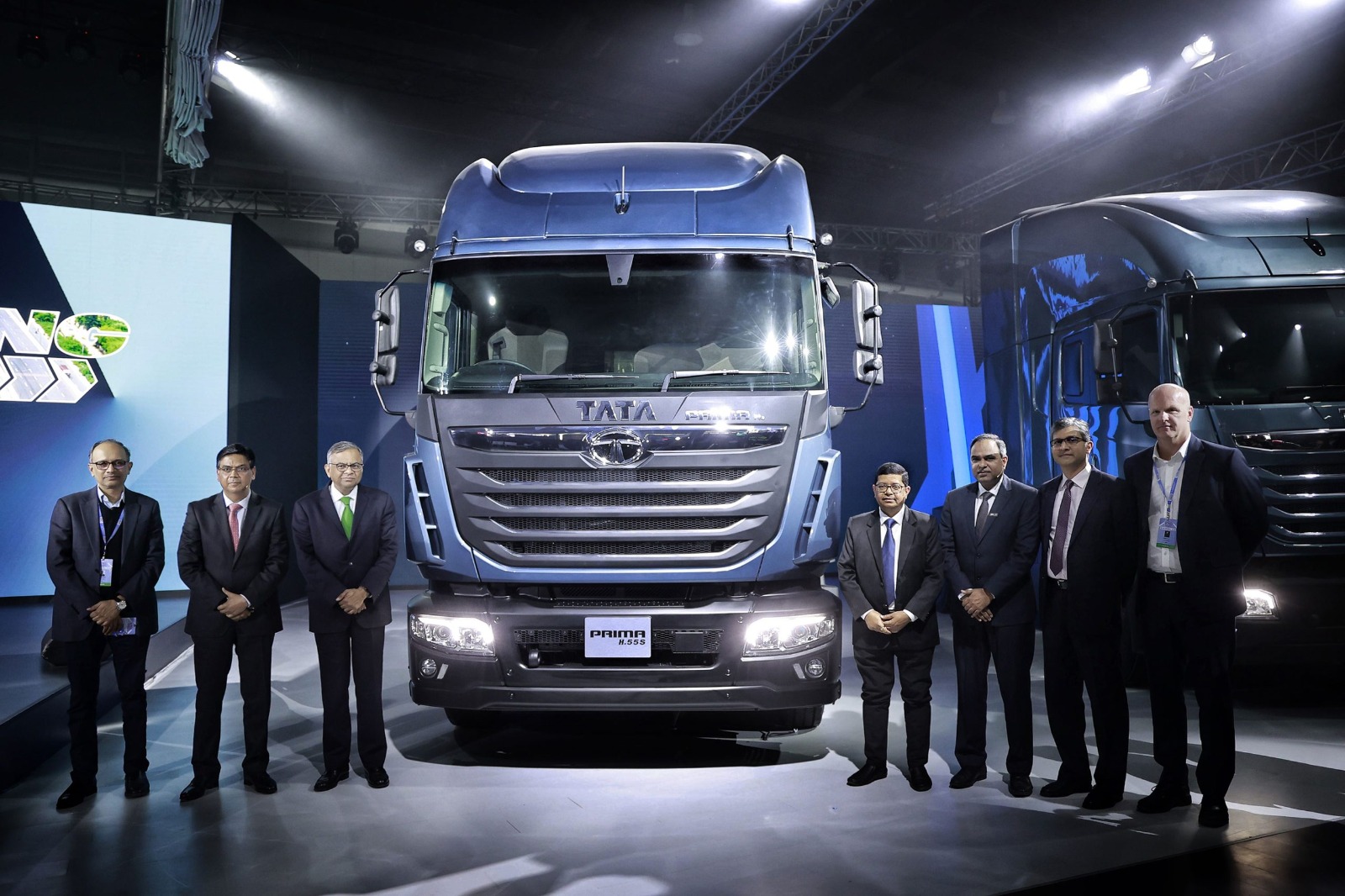 Tata Motors: भारत में पहली हाइड्रोजन ट्रक ट्रायल की शुरुआत, जाने क्या है इस ट्रक के फायदे