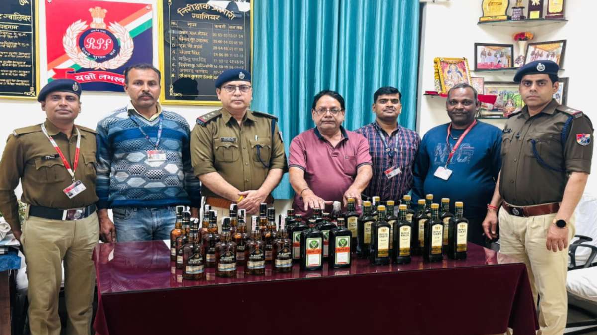 छत्तीसगढ़ का युवक शराबी तस्करी में MP से गिरफ्तारः हरियाणा से लाकर ओडिशा के होटलों में करता था सप्लाई