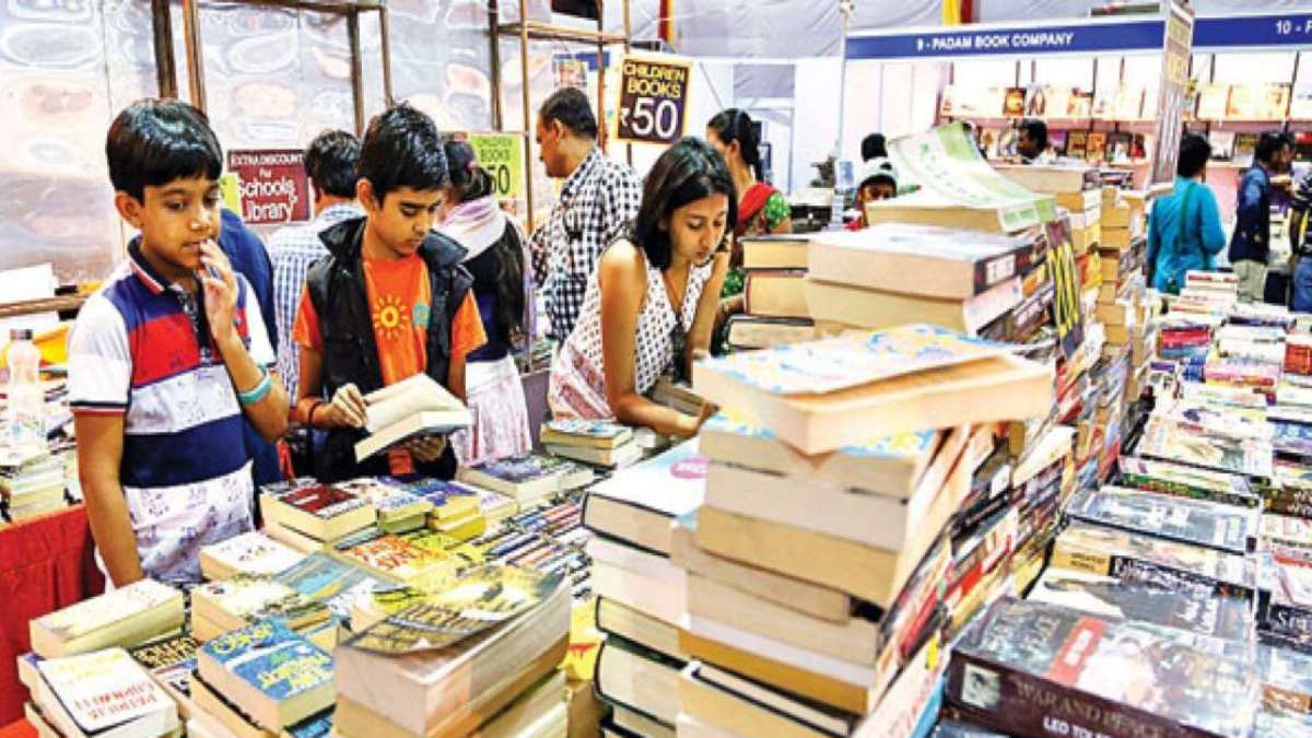 क्या बच्चों के स्कूल सिलेबस आ चुका है ? क्या आप जा रहे  खरीदारी करने, रुक जाइए, आपके फायदे की खबर