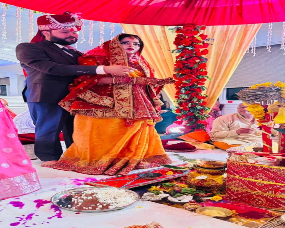 डॉ रिचा पांडे सुसाइड केस: पति के प्रेम संबंध से परेशान थी रिचा, पुलिस ने पति अभिजीत के खिलाफ दर्ज किया केस