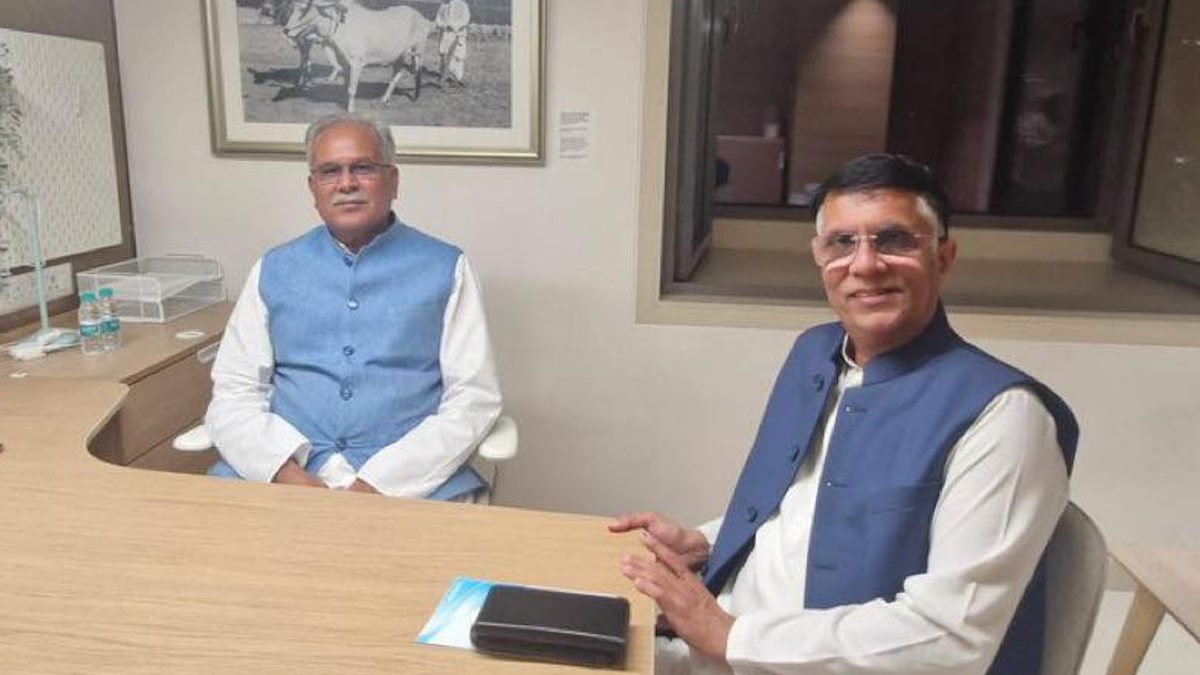 VIDEO : पूर्व मुख्यमंत्री भूपेश बघेल के घर छापेमारी की चर्चा दिल्ली तक, पवन खेड़ा ने कहा- यह भुला नहीं जाएगा, हम भी याद रखेंगे…
