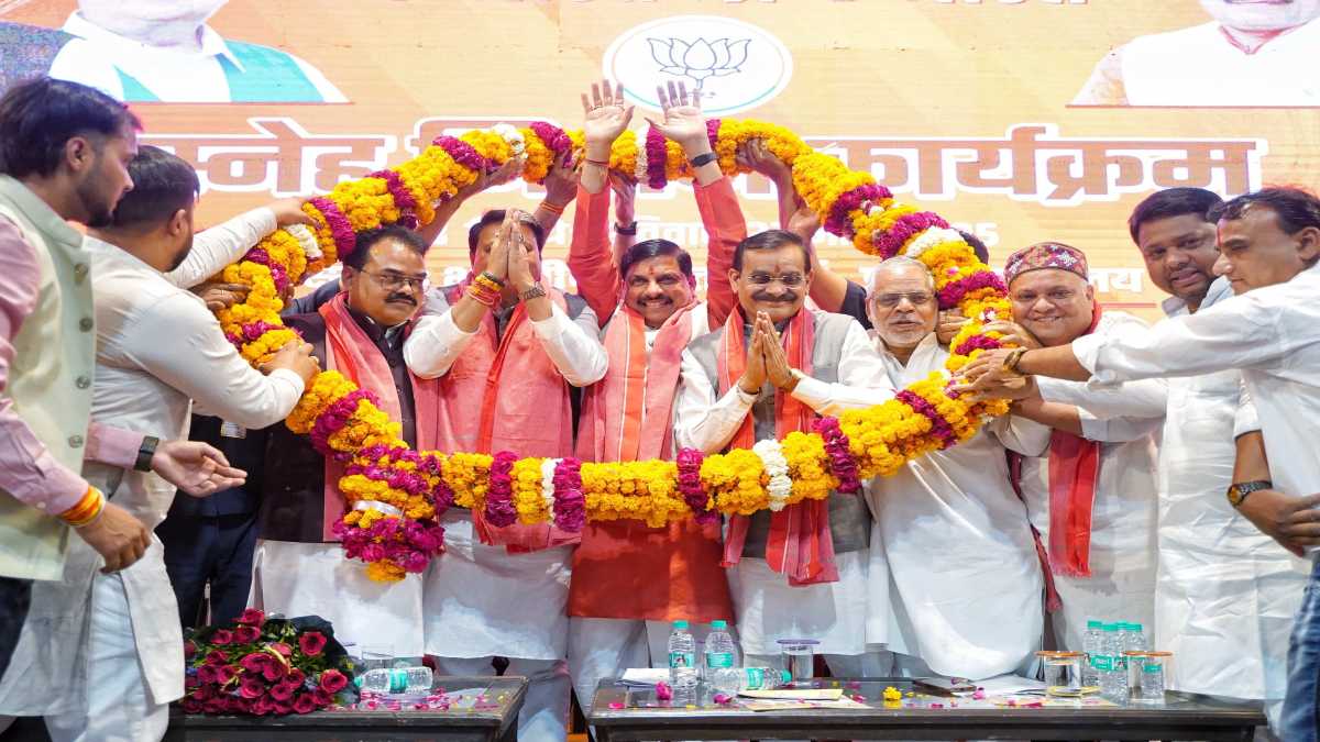 MP में बिहार दिवस: CM डॉ मोहन ने कहा- Bihar छोड़कर एक भी राज्य भगवान के नाम पर नहीं, अन्याय के युद्ध में BJP का देना साथ, मुख्यमंत्री ने किया ये बड़ा ऐलान