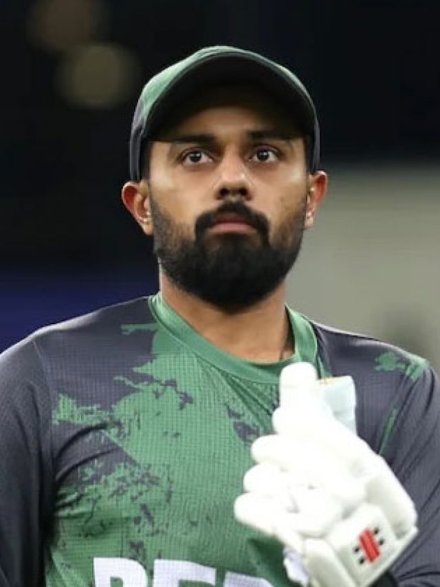 लाइव मैच में सो गया पाकिस्तानी क्रिकेटर, भुगतनी पड़ी ये सजा