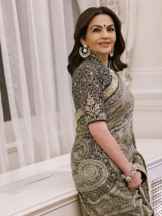 नीता अंबानी:  देश के सबसे अमीर घराने की बहू, लेकिन मायके वाले है मिडिल क्लास फैमिली