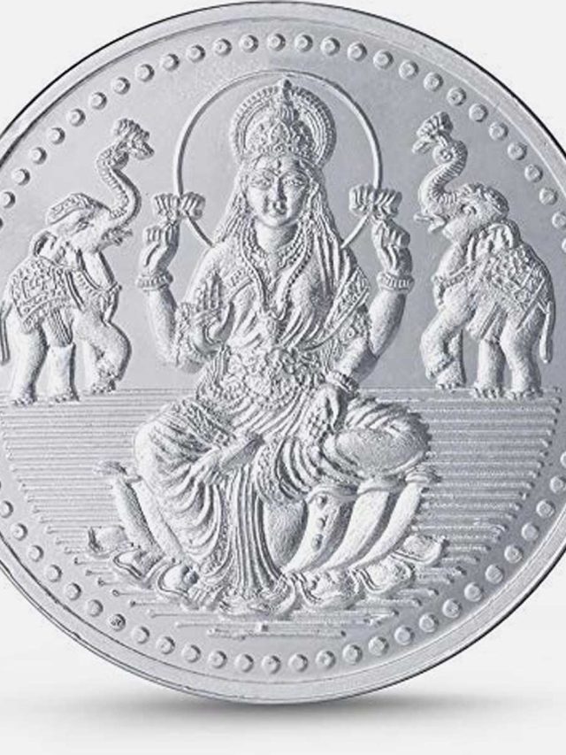 Holi 2025: होली से पहले घर ले आएं ये 5 चीजें, मां लक्ष्मी की बरसेगी कृपा