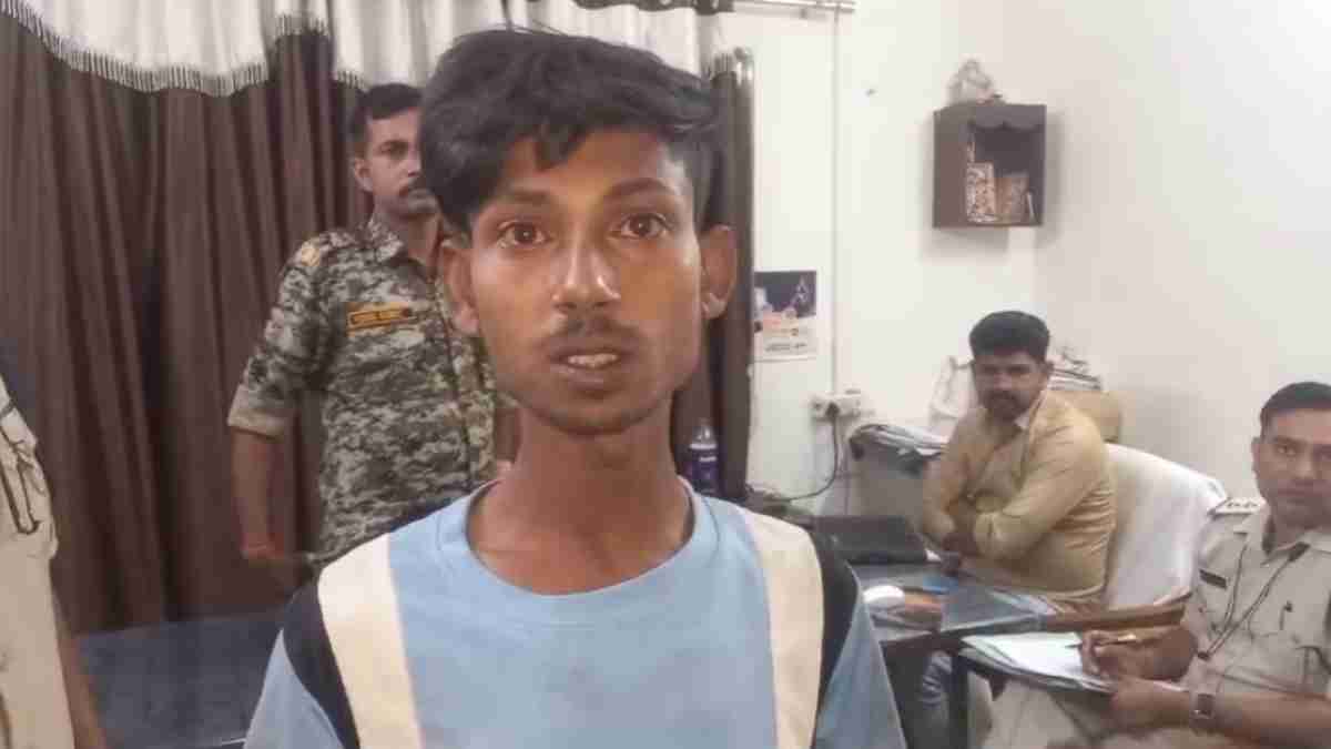 छत्तीसगढ़ में पकड़ाया MP का ‘जादू’: नक्सल इलाके में छुपकर बैठा था शातिर, पुलिस ने रखा था इतना इनाम