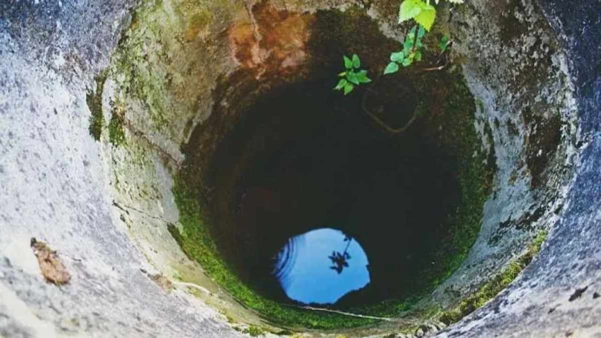 कसम देने के बाद भी पति शराब पीकर पहुंचा घर, गुस्से में मासूम के साथ कुएं में कूदी पत्नी, दोनों की दर्दनाक मौत