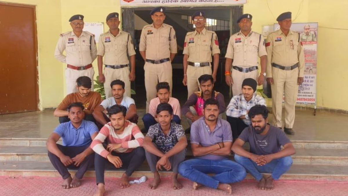 साइबर क्राइम पर शिकंजा : पुलिस ने 10 म्यूल अकाउंट धारकों को किया गिरफ्तार, 2.88 करोड़ की ठगी का खुलासा