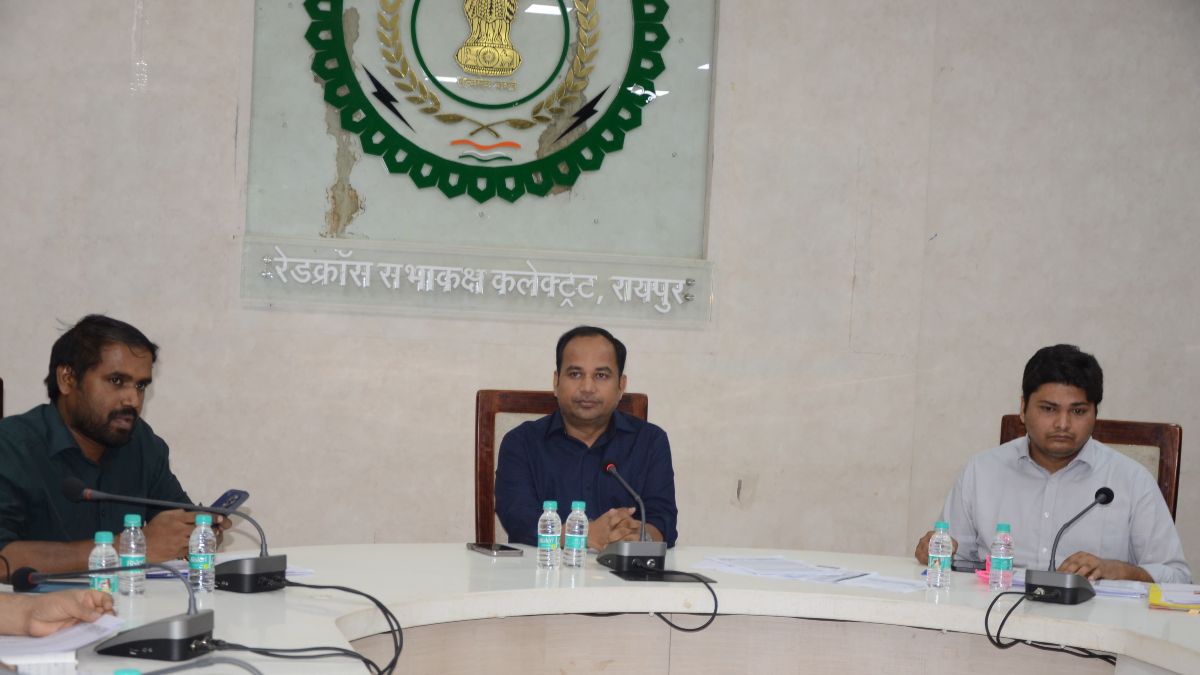 अब नहीं बचेंगे अतिक्रमणकारी और अवैध खनन करने वाले, कलेक्टर ने दिए FIR के निर्देश