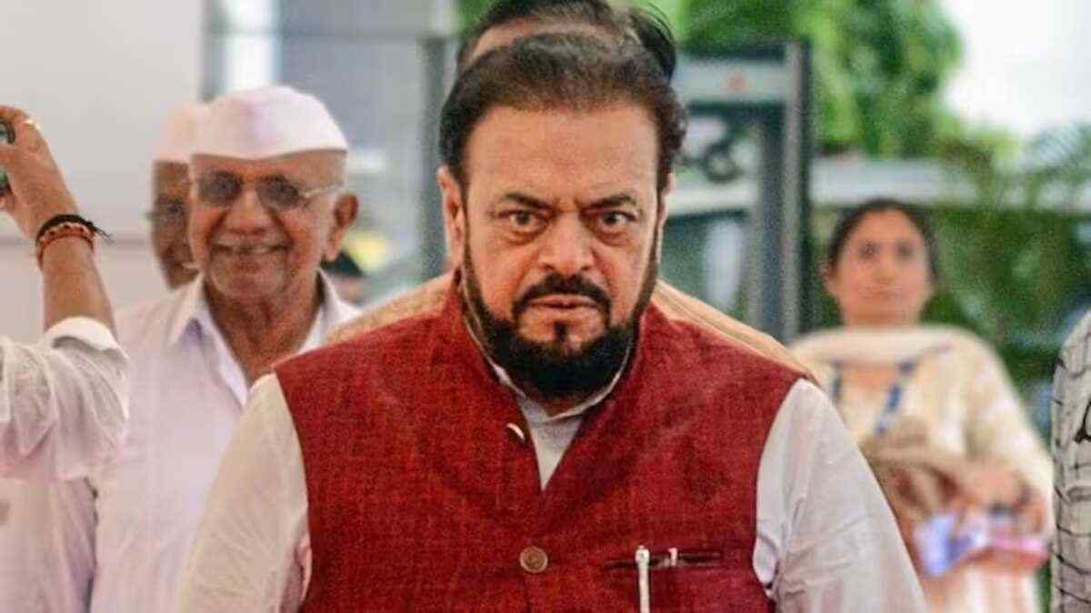 औरंगजेब से ‘प्रेम’ पड़ा भारी, सपा विधायक अबू आजमी महाराष्ट्र विधानसभा से निलंबित, स्पीकर ने लिया एक्शन