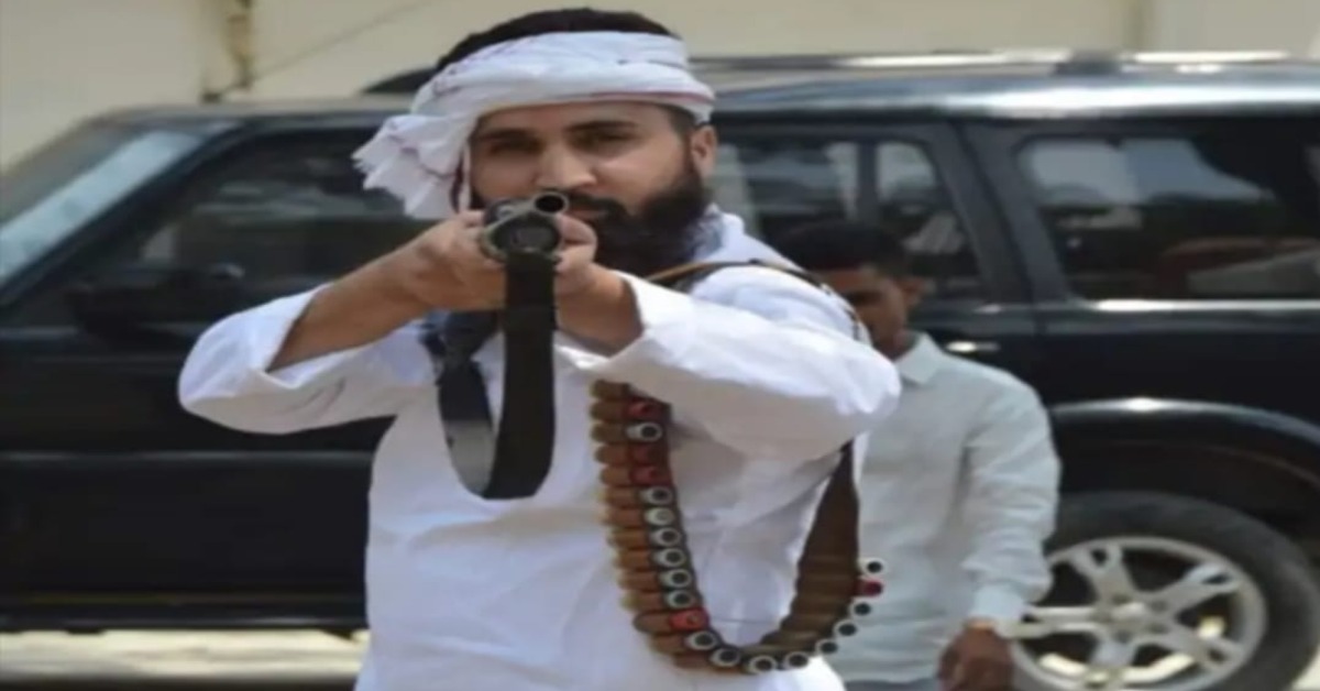 दो हत्या, 4 हत्या के प्रयास और गैंगस्टर एक्ट के आरोपी सिराज अहमद की करोड़ों की संपत्ति कुर्क, अधिवक्ता हत्याकांड के बाद से पुलिस से भागता फिर रहा ‘पप्पू’