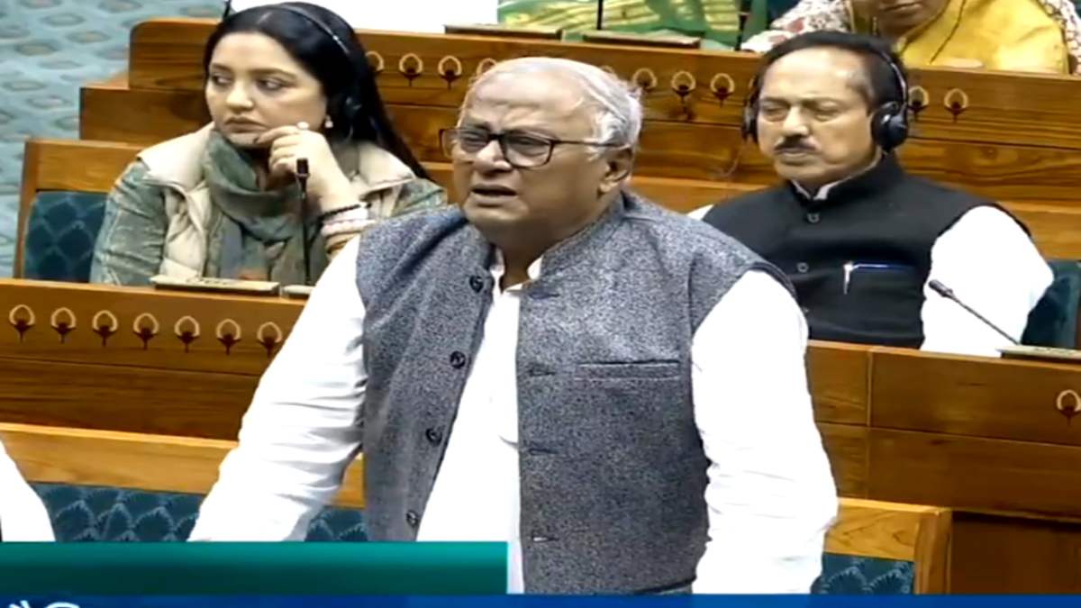 संसद भवन में TMC सांसद सौगत रॉय की बिगड़ी तबीयत, RML अस्पताल में किए गए भर्ती