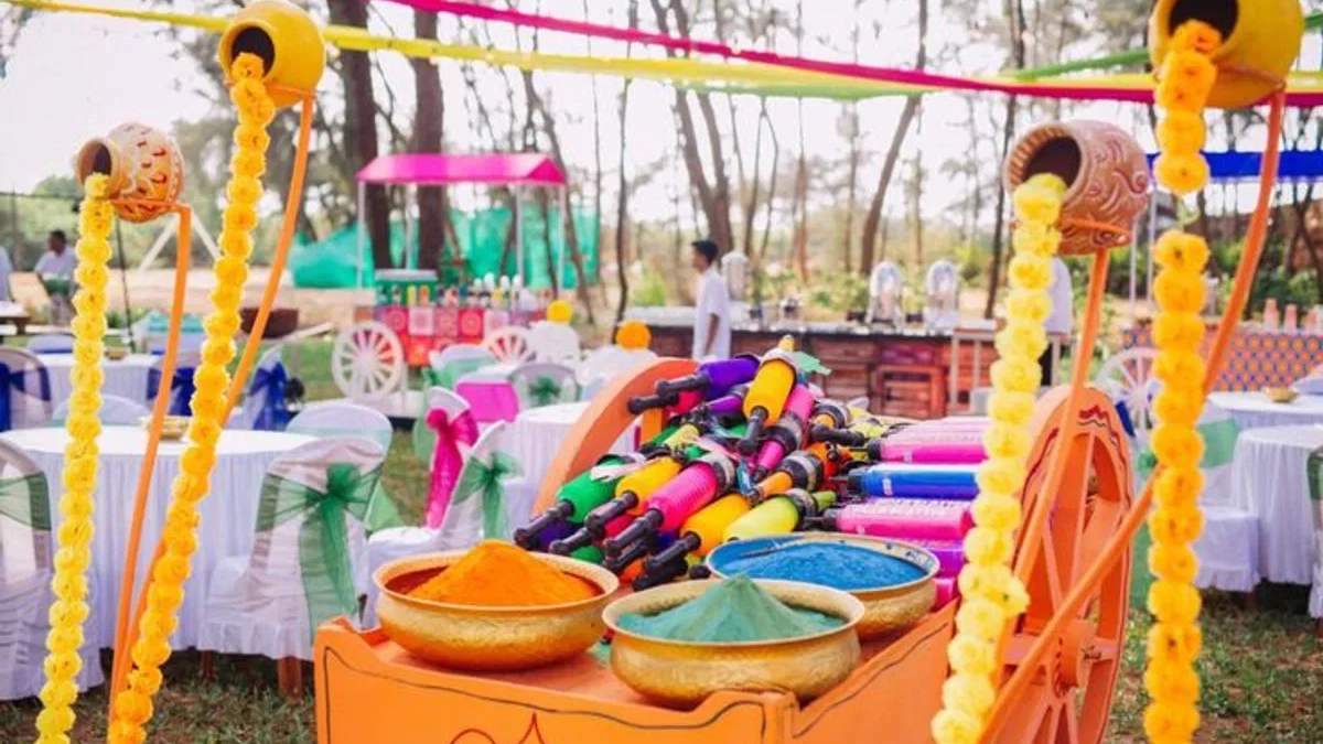 Holi 2025, Party Theme Ideas: होली पार्टी को बनाना है यादगार? जानें कुछ शानदार थीम आइडियाज…
