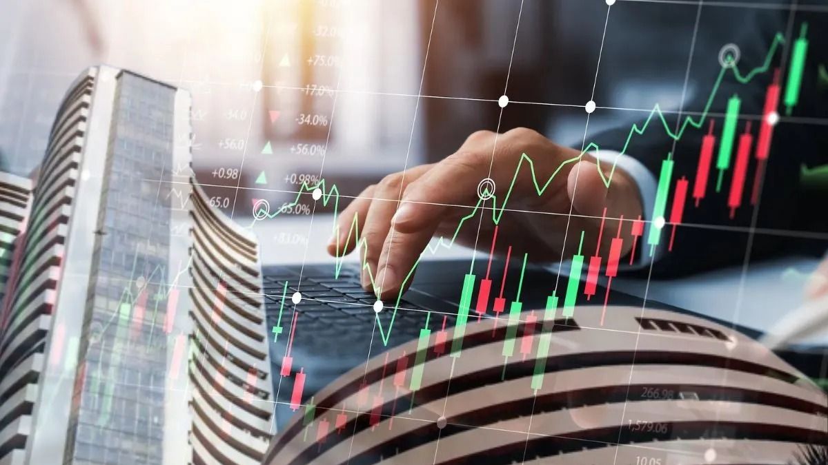 Share Market Update: फीकी पड़ सकती है निवेशकों की होली, बाजार में मामूली तेजी, जानिए किस सेक्टर में सबसे ज्यादा उछाल…