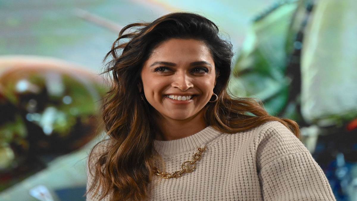 बॉक्स ऑफिस क्वीन बनी Deepika Padukone, बड़े स्टार्स को पछाड़कर बनाया नया रिकॉर्ड …