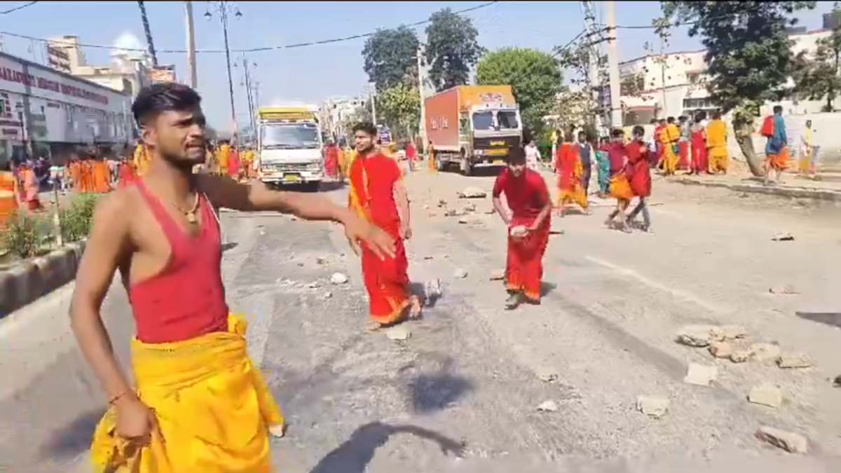 कुरुक्षेत्र के महायज्ञ में चली गोली, बासी भोजन पर मचा बवाल, पत्थरबाजी और फायरिंग में 3 घायल