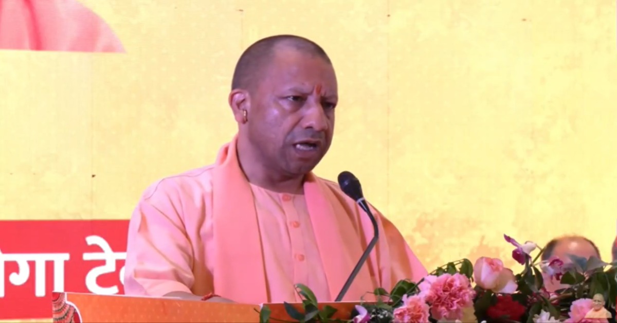 वस्त्र उत्पादन में 13 प्रतिशत योगदान के साथ तीसरे स्थान पर उत्तर प्रदेश, सीएम बोले- इस क्षेत्र में अब तक एक हजार से ज्यादा MoU हुए