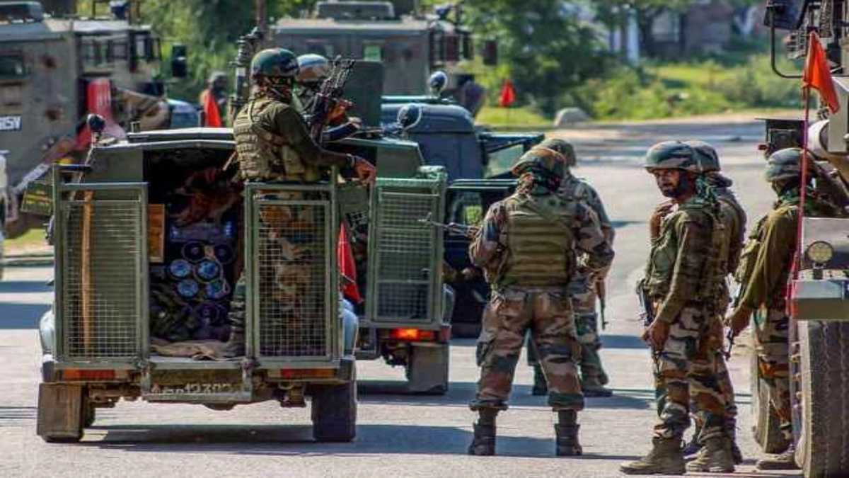 जम्मू-कश्मीर: सेना को मिली बड़ी कामयाबी, कठुआ में सुरक्षाबलों ने 2 आतंकियों को किया ढेर
