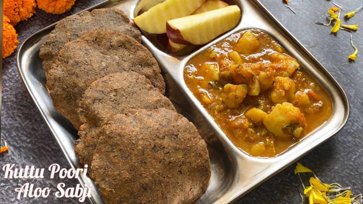 Navratri Special, Spicy Potato Recipe: बिना लहसुन-प्याज के बनाएं आलू की सब्जी, कुट्टू के आटे की पूड़ी के साथ लें आनंद…