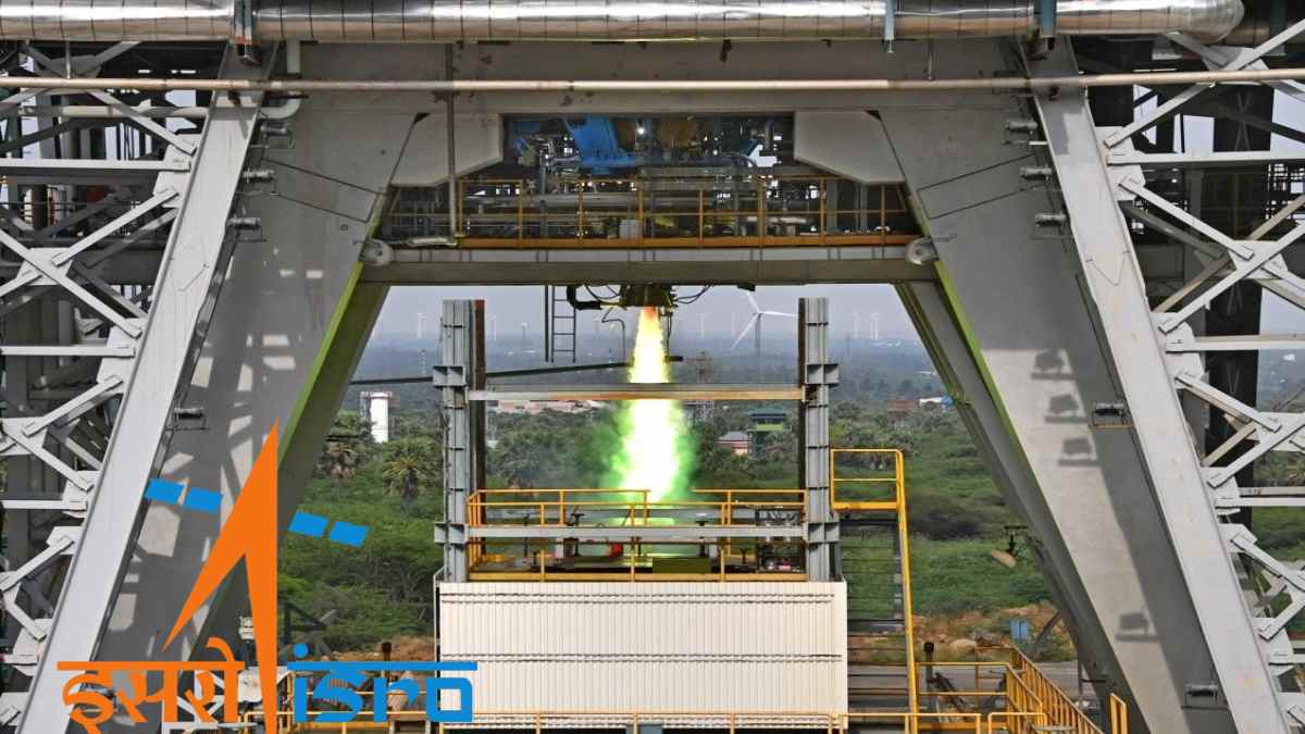 ISRO की एक और कामयाबी: सबसे भारी रॉकेट के लिए पावरफुल इंजन का किया सफल परीक्षण, जिसे देख दुनिया रह गई भौचक्की