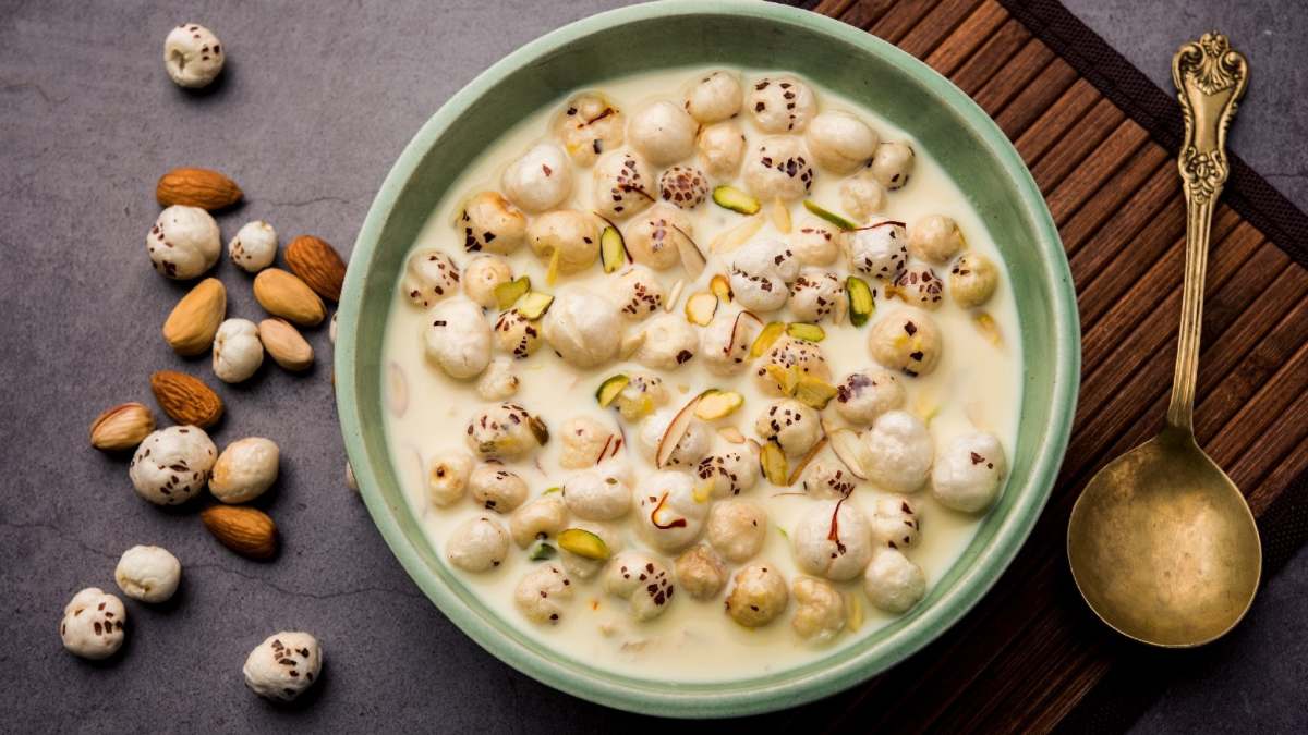 Makhane ki Kheer Recipe: मखाने की खीर शरीर के लिए होती है बहुत ही फायदेमंद,  पौष्टिक भी और स्वादिष्ट भी…