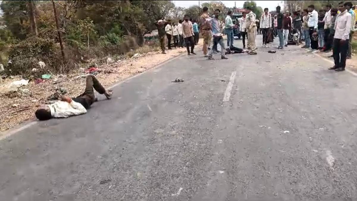 सड़क हादसे में एक मौत, दो गंभीरः तेज रफ्तार कार ने बाइक सवार को मारी टक्कर, चालक मौके से हुआ फरार