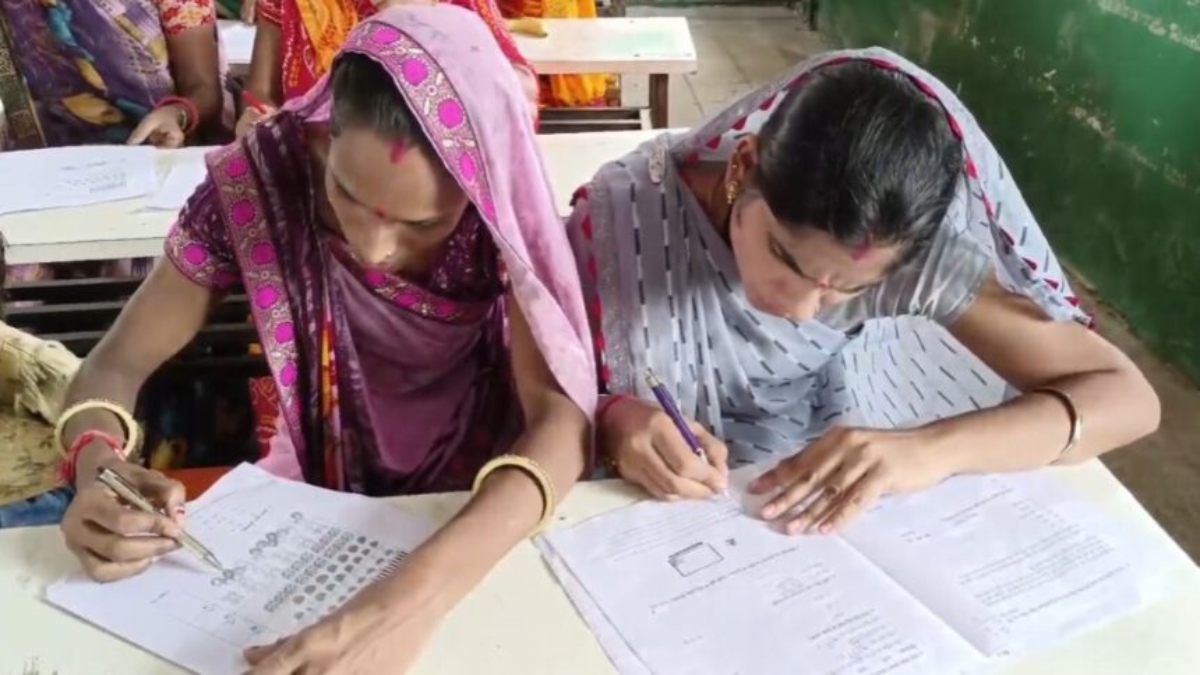 बस्तर में 45 हजार निरक्षर अब साक्षर बनेंगे, 200 घंटे का कराया जाएगा कोर्स