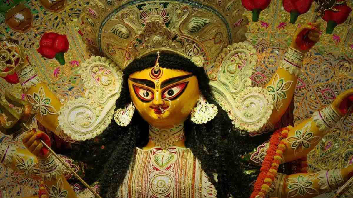 Chaitra Navratri 2025: नवरात्र शुरू होने से पहले घर से निकाल दे ये चीजें, बरसेगी कृपा…
