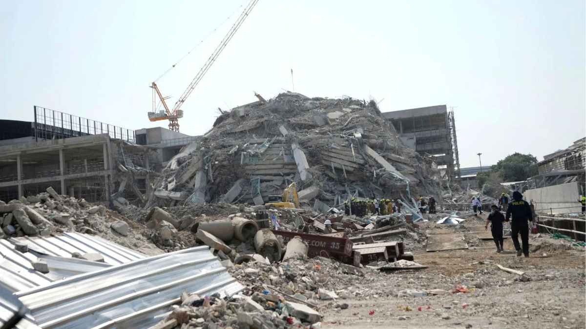 Yanmar-Thailand Earthquake News : सभी फ्लाइट कैंसिल, एयरपोर्ट, रेल-मेट्रो भी बंद, इस हेल्पलाइन नंबर से ले सकते हैं मदद