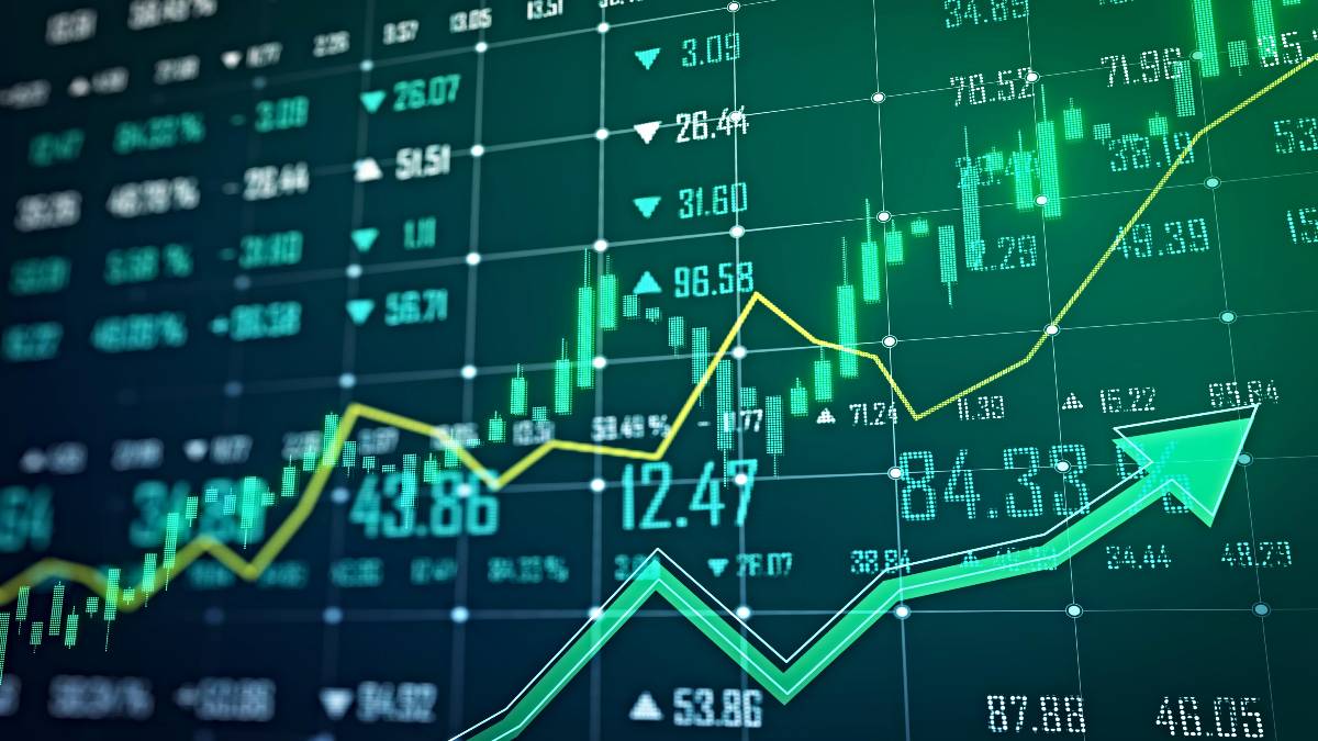 Share Market Update: होली के बाद बाजार पर चढ़ा हरा रंग, आज भी जोरदार उछला मार्केट, जानिए किस सेक्टर ने बनाया मालामाल…