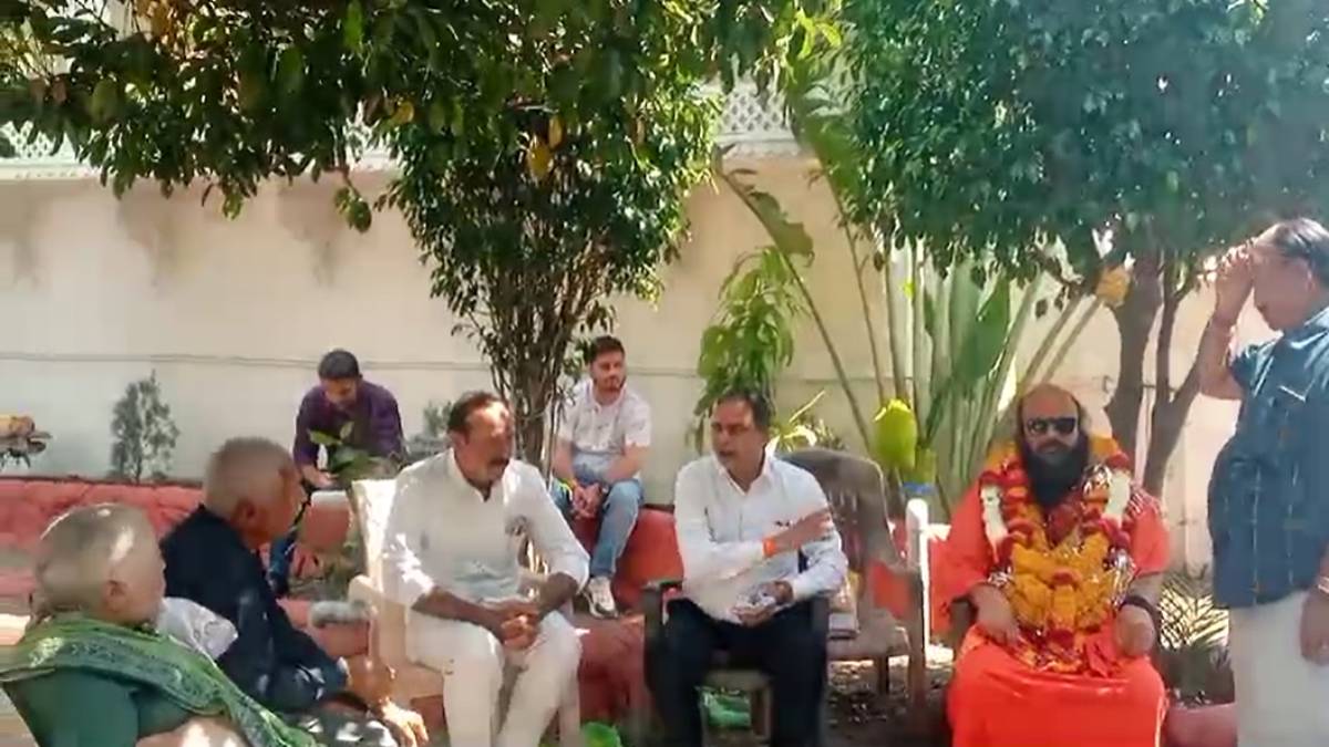 स्वामी कृष्णानंद महाराज जाएंगे हिमालयः गौशाला से लापता 498 गौवंश का सुराग नहीं मिलने और दोषियों पर कार्रवाई नहीं होने से है नाराज