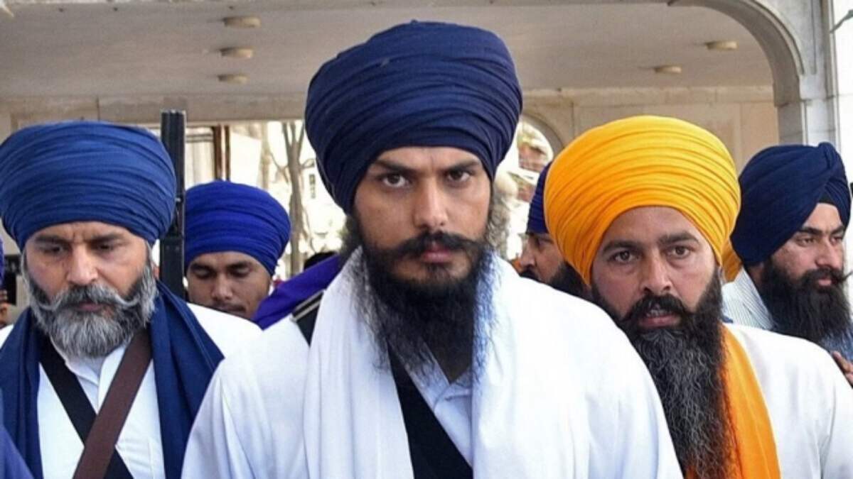 Punjab News: सांसद अमृतपाल सिंह के साथीयों को डिब्रूगढ़ जेल से लाया जाएगा पंजाब, जानिए क्यो..