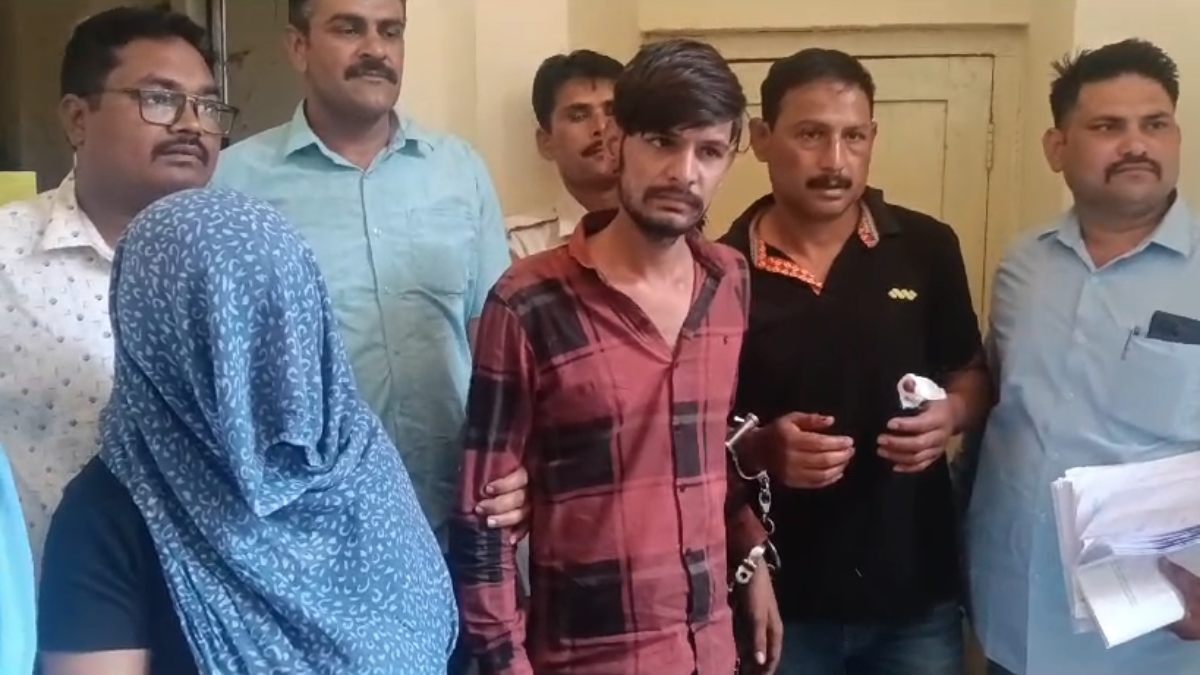 ‘रिलेशन नहीं, पैसे इम्पोटेंट हैं’, लिव इन पार्टनर ने प्रेमी के घर पार किए डेढ़ करोड़, जीजा के साथ मिलकर की थी प्लानिंग, ऐसे चढ़े पुलिस के हत्थे