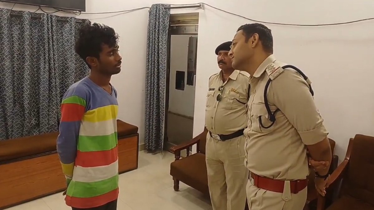 पत्नी की प्रताड़ना से परेशान युवक फांसी पर झूलाः ‘देवदूत’ बन पहुंचे जवान ने बचाई जान