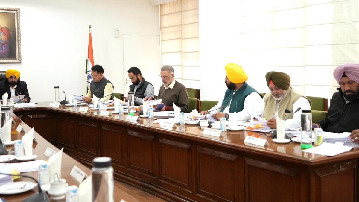 पंजाब सरकार की कैबिनेट बैठक जारी, बजट की तारीखों पर हो सकता फैसला
