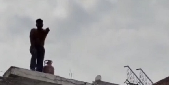 नशा तस्करी रोकने पुलिस ने की छापेमारी तो युवक ने हाई वोल्टेज ड्रामा के साथ दी आत्महत्या की धमकी