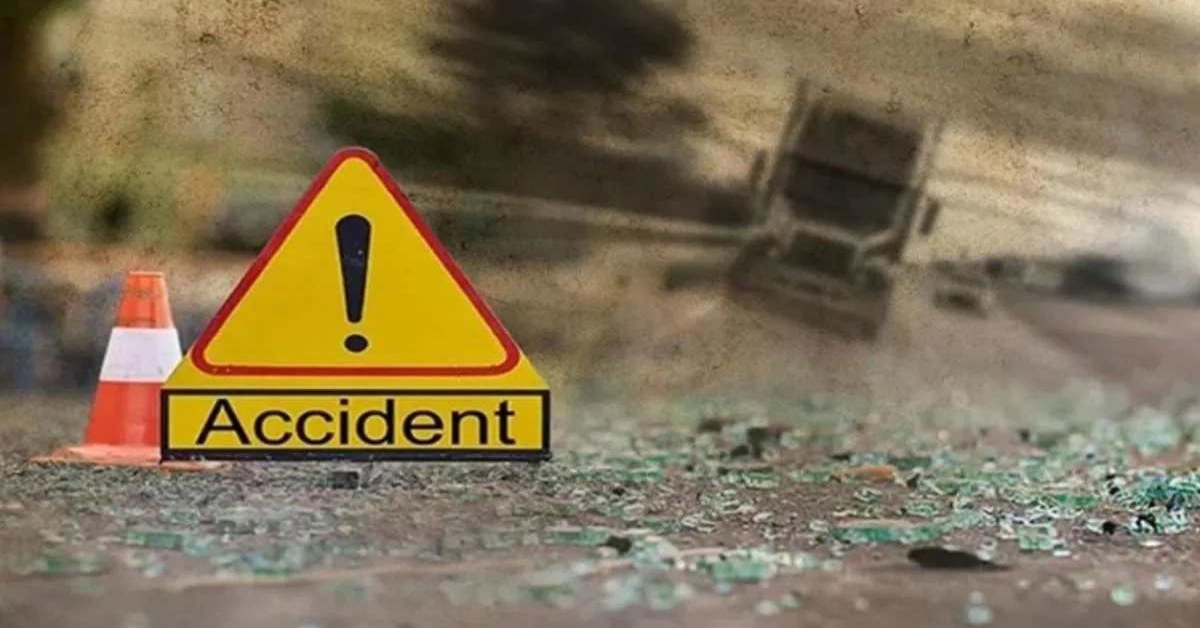 तेज रफ्तार का कहर, बोलेरो बीच सड़क में पलटी, 2 लोगों की मौत, 5 लड़ रहे जिंदगी के लिए जंग